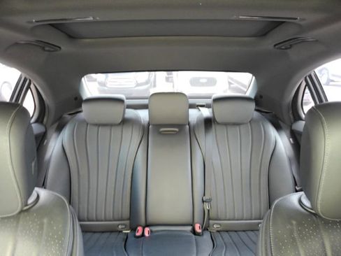 Used 2022 Mercedes-Benz S 500 4MATIC w/ AMG Line Package image 40