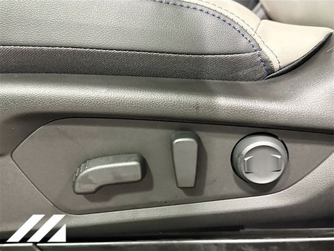 New 2025 Subaru Forester Limited image 21