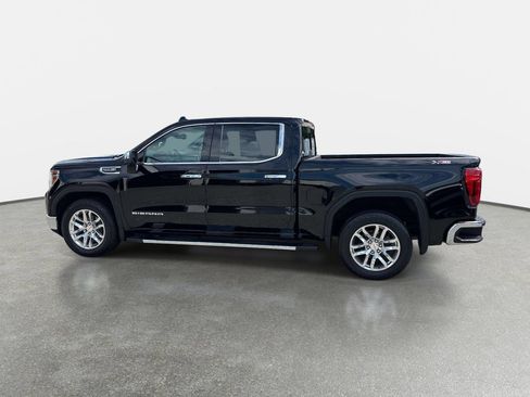 Used 2022 GMC Sierra 1500 SLT w/ SLT Premium Plus Package AWD/4WD image 7