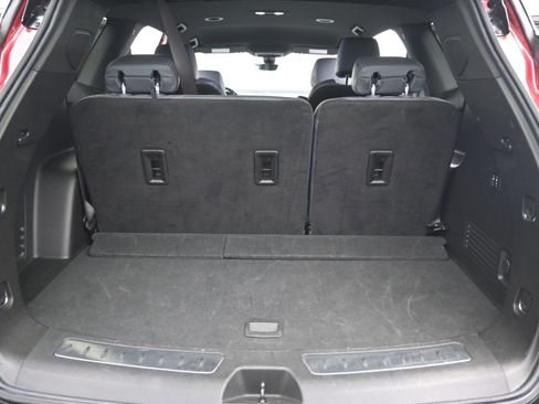 Used 2024 Buick Enclave Premium image 14