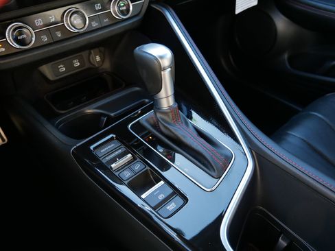 Certified 2025 Acura ADX A-Spec image 24