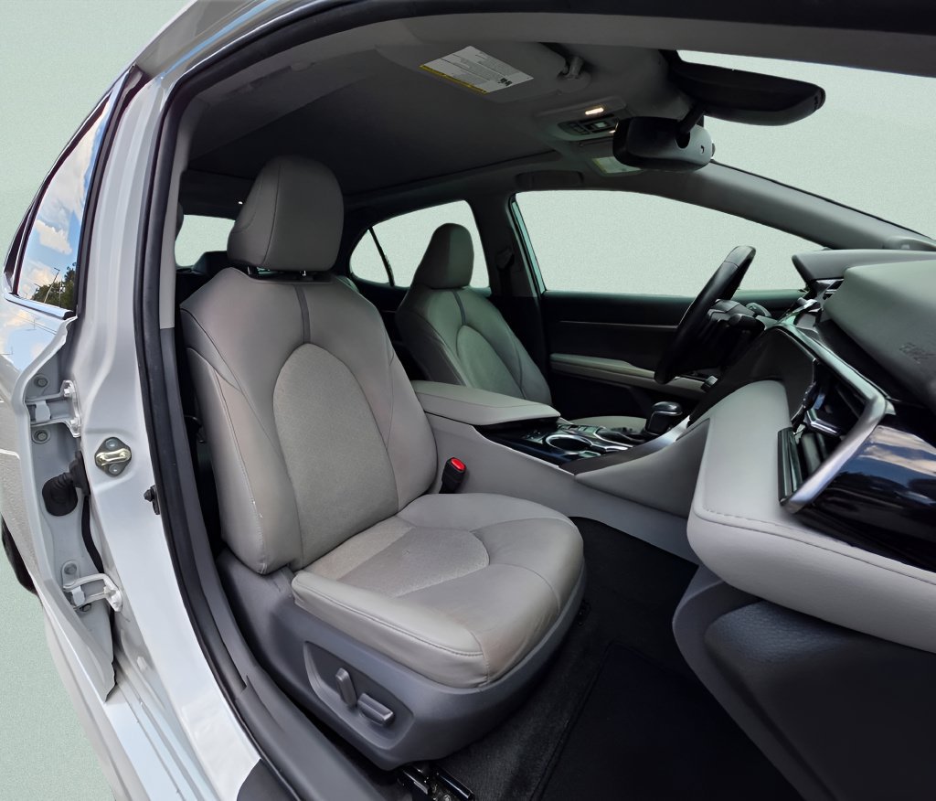 Used 2019 Toyota Camry XSE FWD image 22