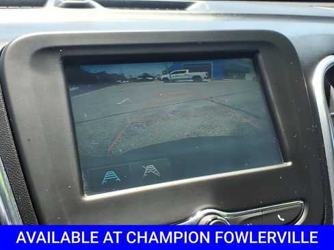 Used 2018 Chevrolet Equinox LT FWD image 26