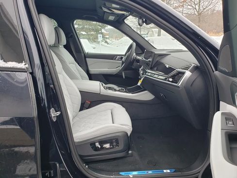 New 2026 BMW X5 xDrive40i w/ M Sport Package image 19