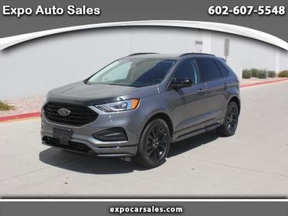 Used 2022 Ford Edge SE w/ Black Appearance Package