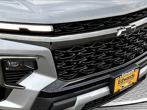 Used 2026 Chevrolet Traverse Z71 w/ Driver Confidence Package AWD/4WD image 33