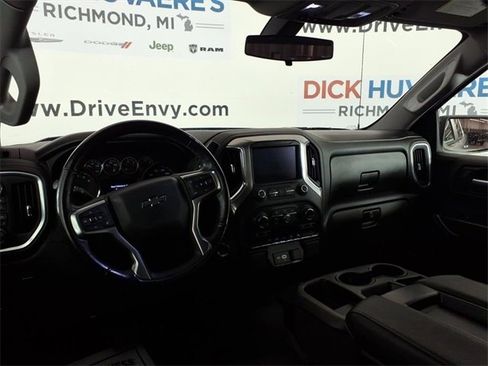 Used 2021 Chevrolet Silverado 1500 RST image 10