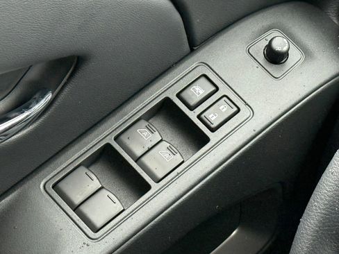 New 2026 Nissan Frontier SV w/ Tow Package image 31