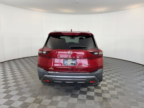 Used 2023 Nissan Rogue SL w/ SL Premium Package image 9