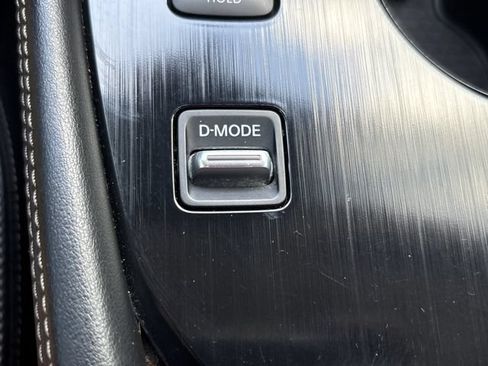 Used 2021 Nissan Rogue Platinum FWD image 10