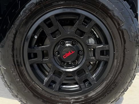 Used 2024 Toyota 4Runner TRD Pro AWD/4WD image 9