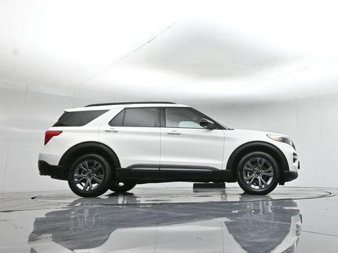 Certified 2023 Ford Explorer XLT w/ Equipment Group 202A image 55