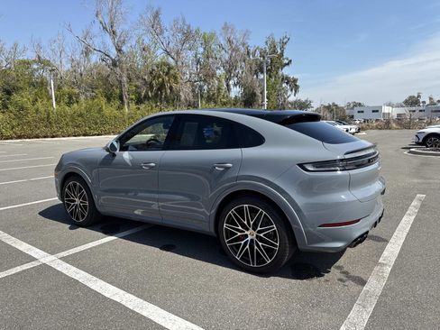 Used 2024 Porsche Cayenne S image 5