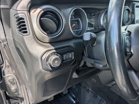 Used 2019 Jeep Wrangler Unlimited Sport S AWD/4WD image 20