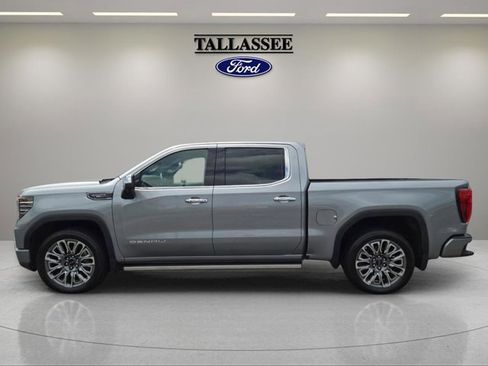 Used 2024 GMC Sierra 1500 Denali Ultimate image 10
