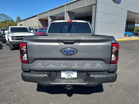 New 2025 Ford Ranger XLT w/ Trailer Tow Package RWD image 5