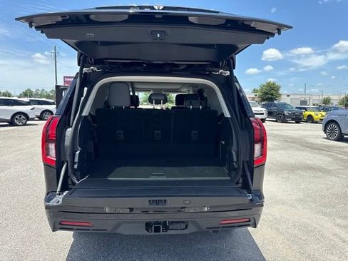 Used 2025 Ford Expedition Active AWD/4WD image 20