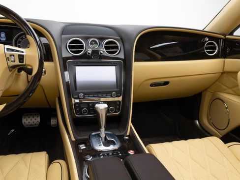Used 2015 Bentley Flying Spur W12 image 14