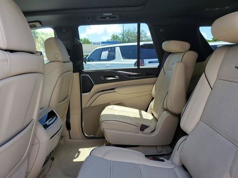 Certified 2023 Cadillac Escalade Premium Luxury w/ LPO, Radiant Package AWD/4WD image 36