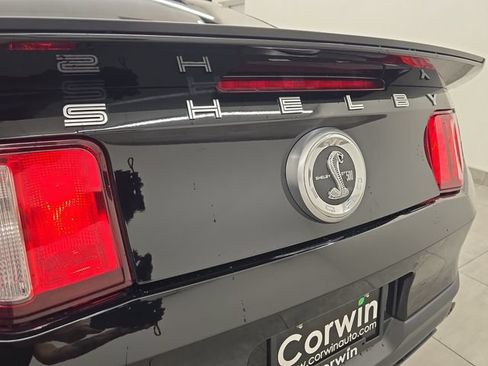 Used 2010 Ford Mustang Shelby GT500 RWD image 14