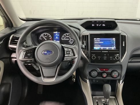 Used 2024 Subaru Forester AWD/4WD image 8
