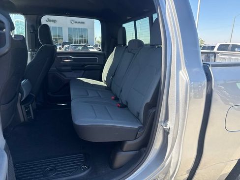 Used 2021 RAM 1500 Big Horn AWD/4WD image 17