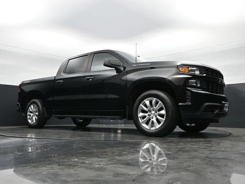 Used 2021 Chevrolet Silverado 1500 Custom AWD/4WD image 41
