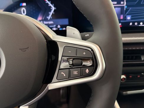 New 2025 BMW 330i Sedan w/ M Sport Package image 18