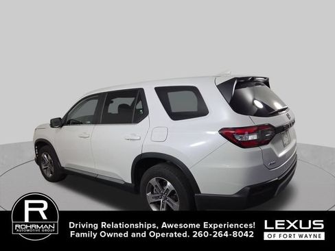 Used 2024 Honda Pilot EX-L image 10