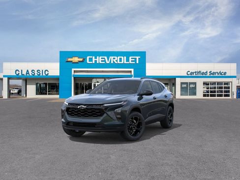 New 2026 Chevrolet Trax LT w/ Driver Confidence Package FWD image 12