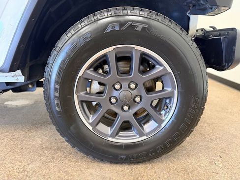 Used 2021 Jeep Wrangler Unlimited Sport AWD/4WD image 23