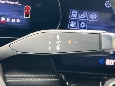 Used 2024 Chevrolet Blazer EV LT image 22