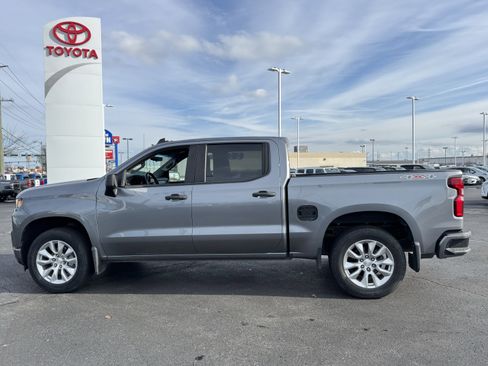 Used 2021 Chevrolet Silverado 1500 Custom image 11