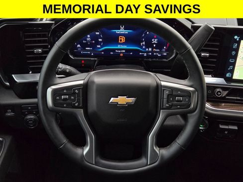 Used 2025 Chevrolet Silverado 2500 LT w/ Convenience Package AWD/4WD image 20