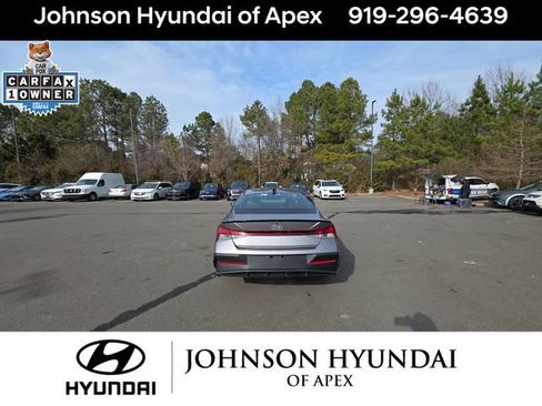 Certified 2025 Hyundai Elantra Sport image 16