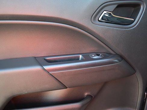 Used 2021 Chevrolet Colorado ZR2 image 11