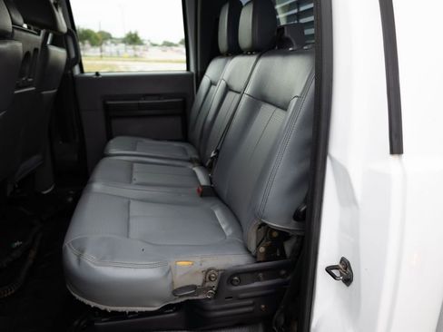 Used 2015 Ford F450 XL w/ Power Equipment Group image 11