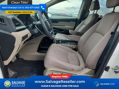 Used 2018 Honda Odyssey EX image 9