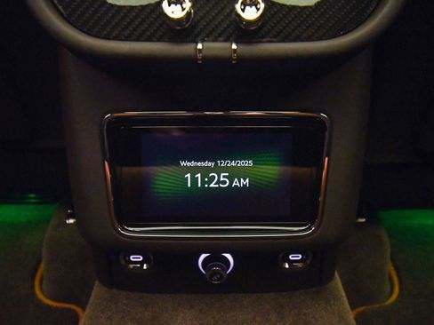 Certified 2022 Bentley Bentayga image 52