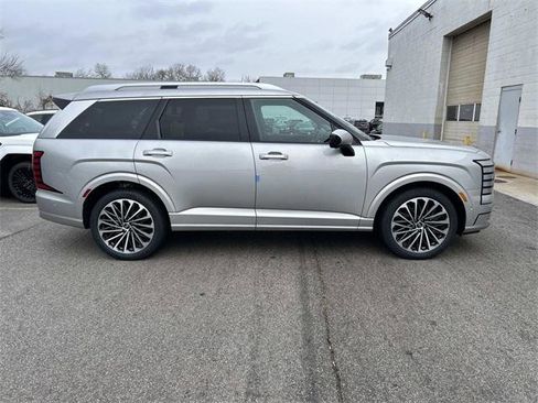 New 2026 Hyundai Palisade Calligraphy image 2