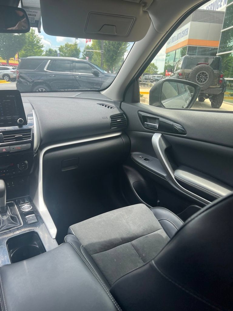Used 2024 Mitsubishi Eclipse Cross AWD image 16