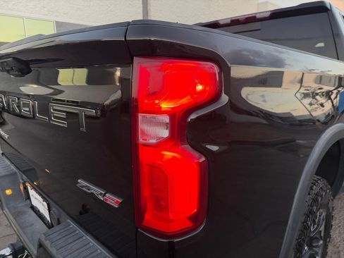 Used 2024 Chevrolet Silverado 1500 ZR2 AWD/4WD image 28