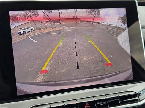 Used 2023 Jeep Compass Limited image 13