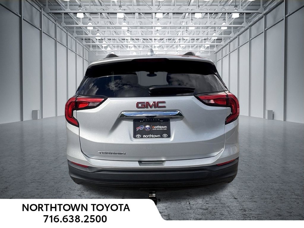 Used 2020 GMC Terrain SLE w/ Driver Convenience Package FWD image 6