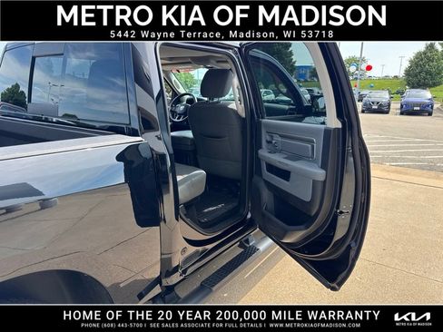 Used 2015 RAM 1500 Big Horn AWD/4WD image 44
