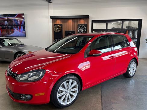 Used 2013 Volkswagen Golf TDI FWD image 3