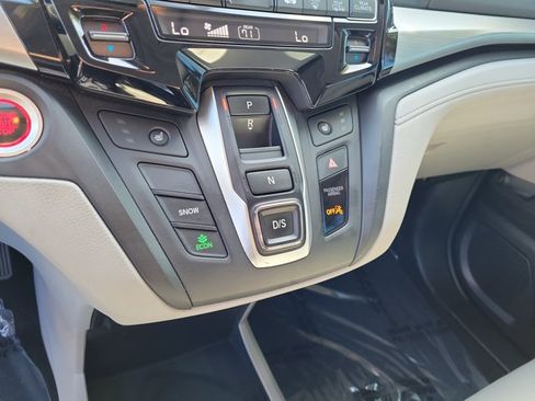 Used 2018 Honda Odyssey EX-L image 29
