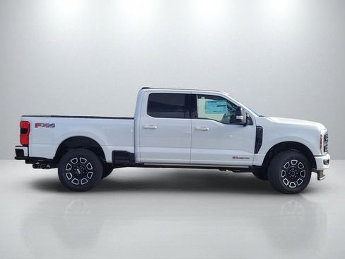 New 2025 Ford F250 Platinum image 3