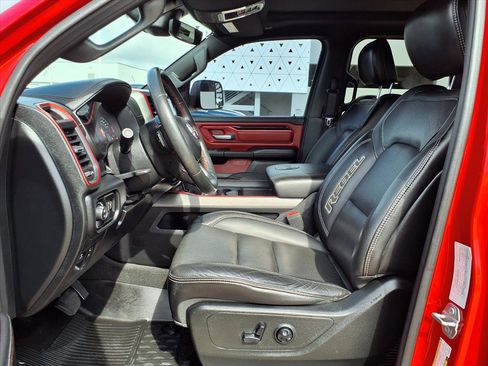 Used 2020 RAM 1500 Rebel image 17