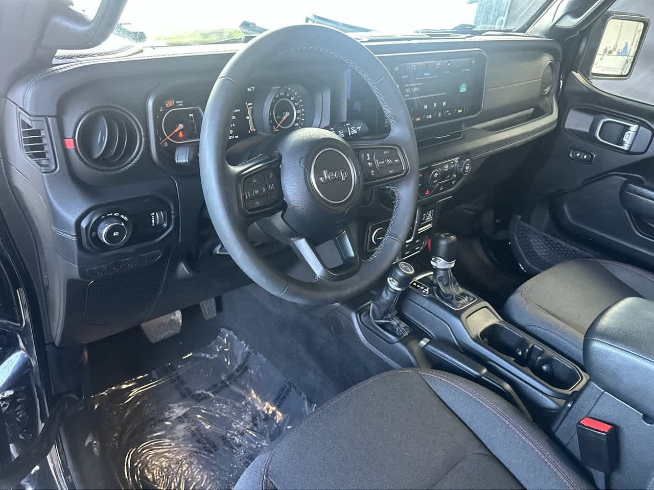Used 2026 Jeep Wrangler Unlimited Rubicon AWD/4WD image 13